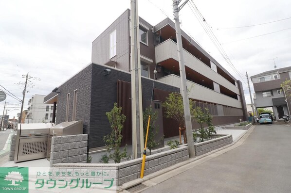 インペリアルヒルズの物件外観写真